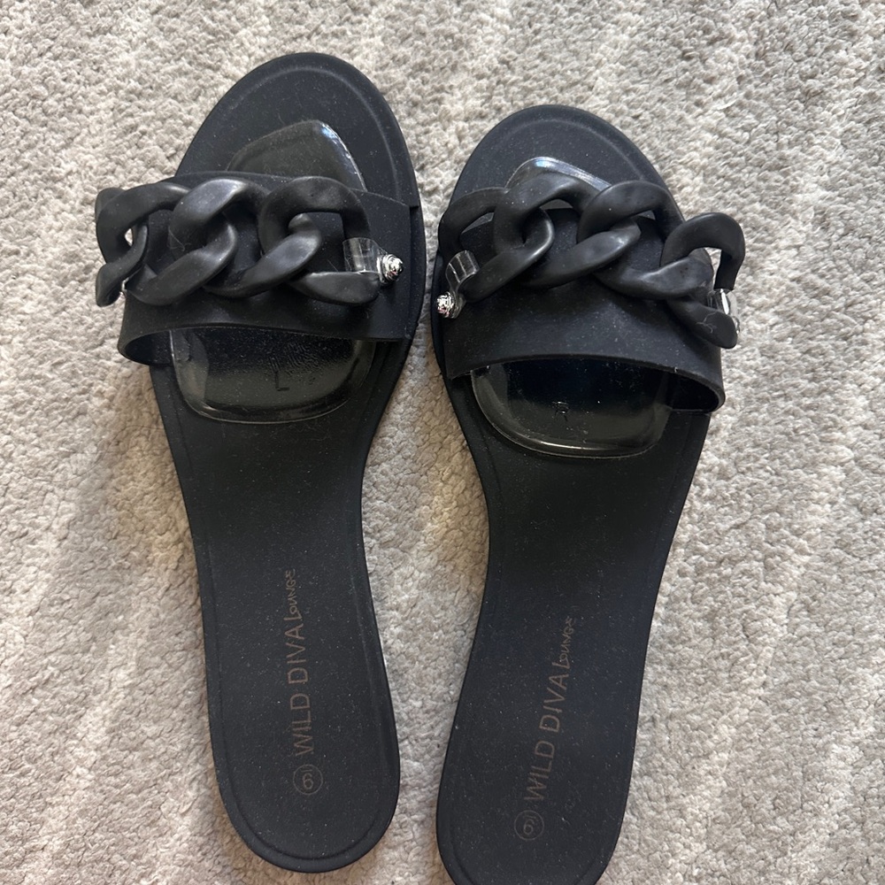DIVA Lounge Black Chain Slide Sandals